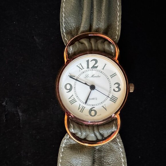 Le Montre Quartz Watch with Green Band-vintage - Picture 3 of 12